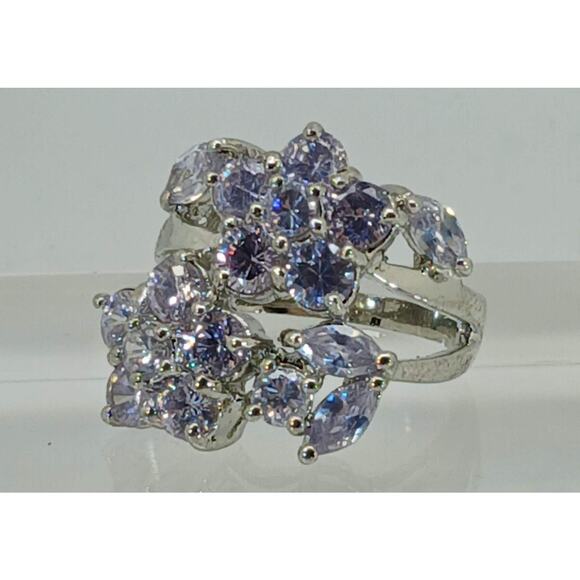 Vintage Ring Size 7 Silver Tone White Gold GP Brilliant Sim Diamond CZ Cocktail - Picture 1 of 10